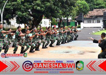 Asah Ketangkasan dan Jati Diri Prajurit, Kodim 0825/Banyuwangi Gelar Pencak Silat Militer Asah Ketangkasan dan Jati Diri Prajurit, Kodim 0825/Banyuwangi Gelar Pencak Silat Militer