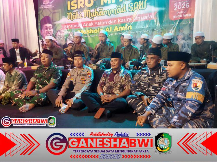 Babinsa Koramil 0825 Banyuwangi Hadir di Pengajian Akbar Isro’ Mi’raj, Tegaskan Peran TNI sebagai Pengayom Umat Babinsa Koramil 0825 Banyuwangi Hadir di Pengajian Akbar Isro’ Mi’raj, Tegaskan Peran TNI sebagai Pengayom Umat