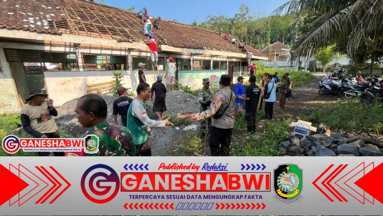 Gotong Royong Warga–TNI–Polri Bongkar Eks SD Inpres Tambong, Awal Transformasi Menuju KDKMP Gotong Royong Warga–TNI–Polri Bongkar Eks SD Inpres Tambong, Awal Transformasi Menuju KDKMP