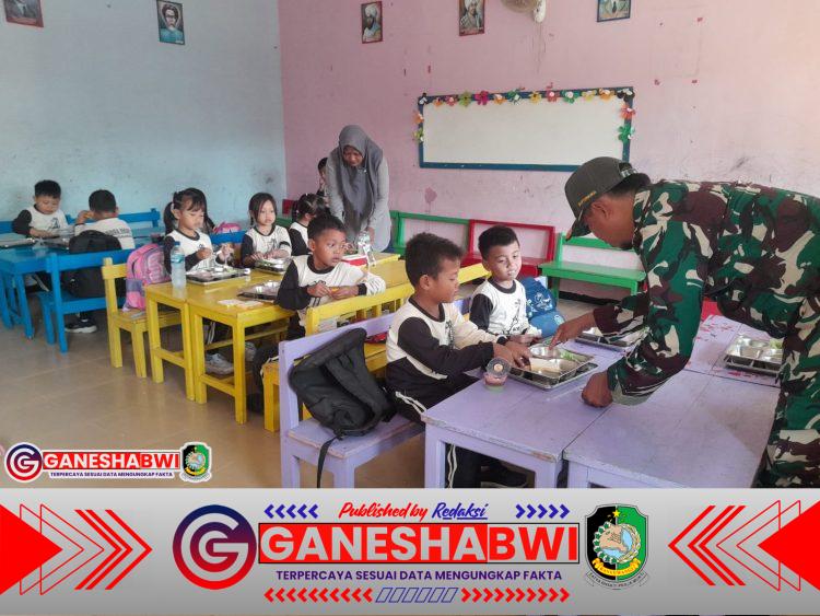 Koramil Pesanggaran Kawal Ketat Distribusi MBG, Pastikan Gizi Anak TK Terpenuhi Optimal