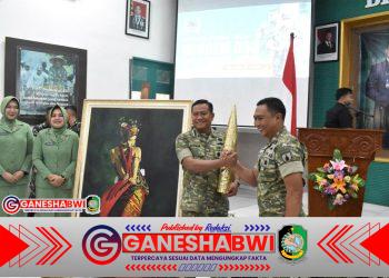 Danrem 083/Baladhika Jaya Akhiri Pengabdian di Banyuwangi, Tegaskan Disiplin dan Loyalitas Prajurit sebagai Pilar Kehormatan Satuan Danrem 083/Baladhika Jaya Akhiri Pengabdian di Banyuwangi, Tegaskan Disiplin dan Loyalitas Prajurit sebagai Pilar Kehormatan Satuan