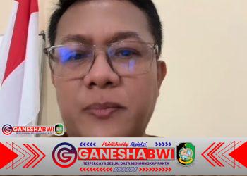 AMK Raja Angkasa Soroti Transparansi Saham Aset Daerah, Tegaskan Pejabat Sudah Berkali-kali Dipanggil Pengadilan Namun Tak Pernah Hadir Polemik Izin Tambang Tumpang Pitu Mengemuka, Amir Ma’ruf Khan Minta Kiai dan Gus di Banyuwangi Kaji Fakta Hukum Secara Objektif