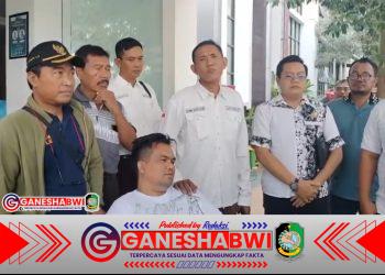 Advokat Dikeroyok di Depan Kantor Kejaksaan Negeri Banyuwangi, Aliansi Advokat Banyuwangi Bersatu Desak Polresta Banyuwangi Advokat Dikeroyok di Depan Kantor Kejaksaan Negeri Banyuwangi, Aliansi Advokat Banyuwangi Bersatu Desak Polresta Banyuwangi