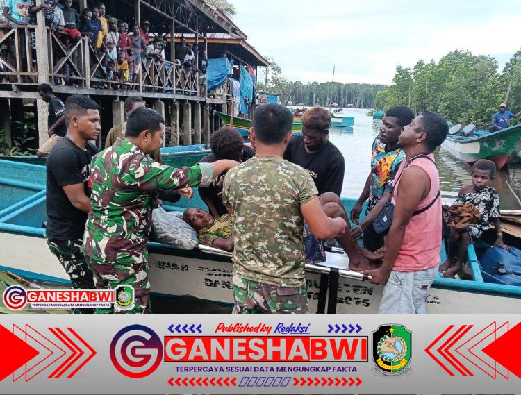 Satgas TMMD Tunjukkan Kepedulian dengan Evakuasi Warga Sakit